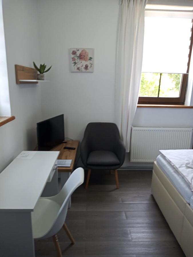 Waldhof Hotel Jirikov  ภายนอก รูปภาพ